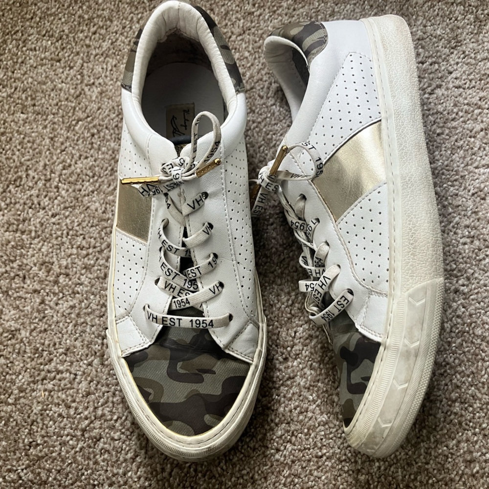 Vintage Havana Dina White Camouflage Gold Low Top Lace‎ Up Sneakers Size 9